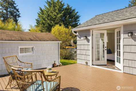 13703 Palatine Avenue N Seattle WA 98133
