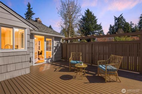 13703 Palatine Avenue N Seattle WA 98133