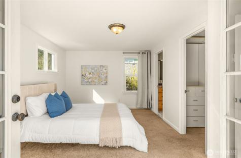13703 Palatine Avenue N Seattle WA 98133
