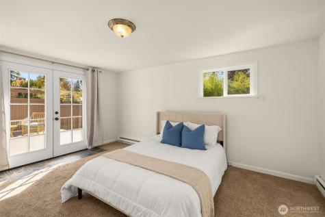 13703 Palatine Avenue N Seattle WA 98133