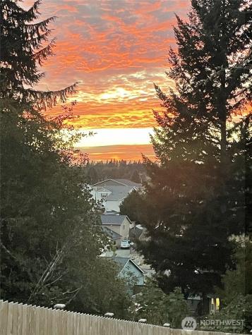 701 Myers Street SE Rainier WA 98576