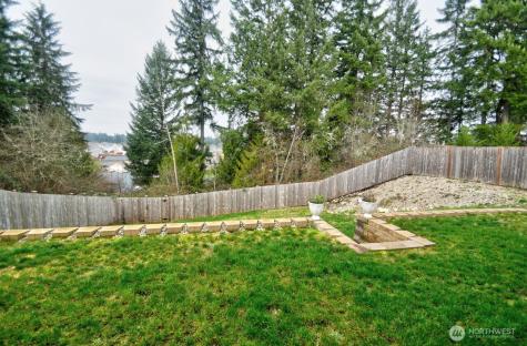 701 Myers Street SE Rainier WA 98576
