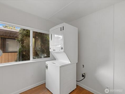 11510 E Riverside Drive Bothell WA 98011