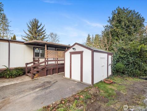 11510 E Riverside Drive Bothell WA 98011