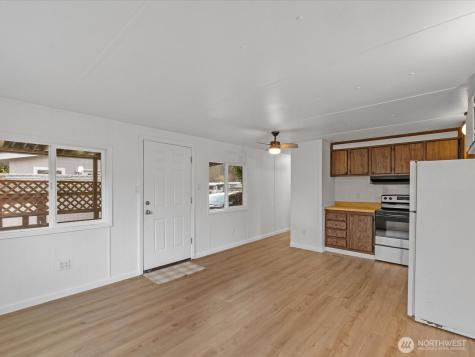 11510 E Riverside Drive Bothell WA 98011