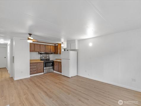 11510 E Riverside Drive Bothell WA 98011