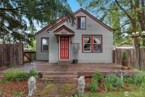 1233 W Birch Street Shelton WA 98584