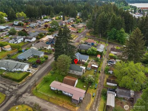 1233 W Birch Street Shelton WA 98584
