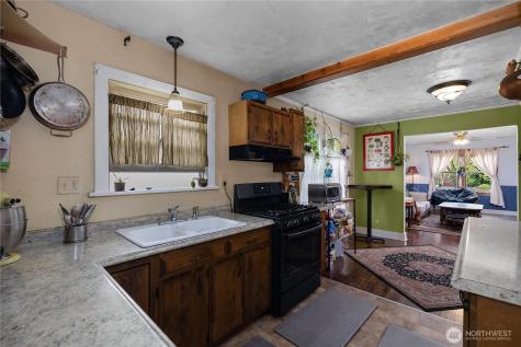 1233 W Birch Street Shelton WA 98584