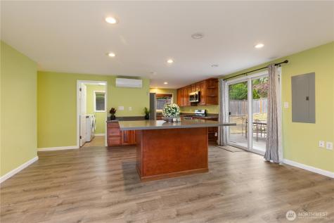 1520 143rd Avenue SE Bellevue WA 98007