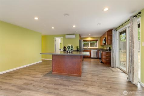 1520 143rd Avenue SE Bellevue WA 98007