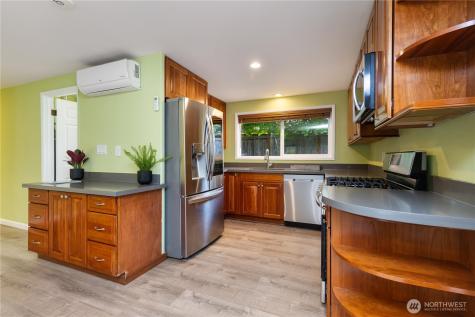 1520 143rd Avenue SE Bellevue WA 98007