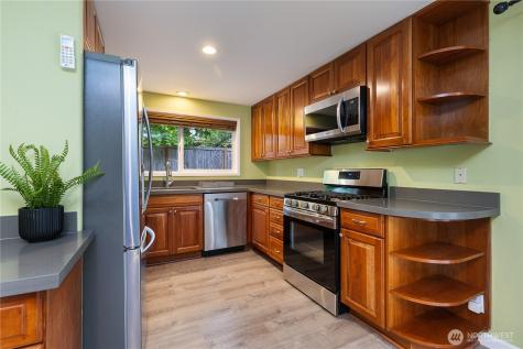 1520 143rd Avenue SE Bellevue WA 98007