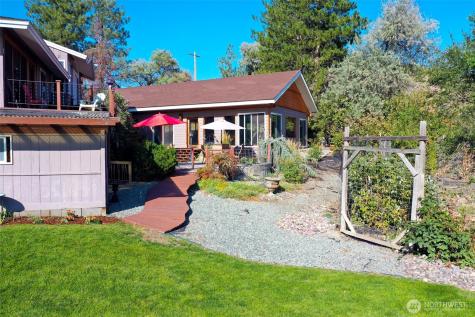 725 Okoma Drive Omak WA 98841
