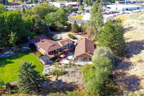 725 Okoma Drive Omak WA 98841