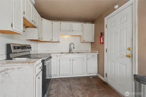 6422 28th Avenue S Seattle WA 98108