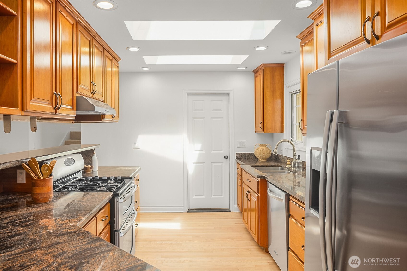 621 128th Avenue SE Bellevue WA 98005