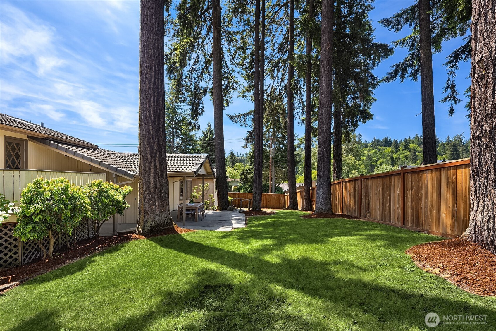 621 128th Avenue SE Bellevue WA 98005