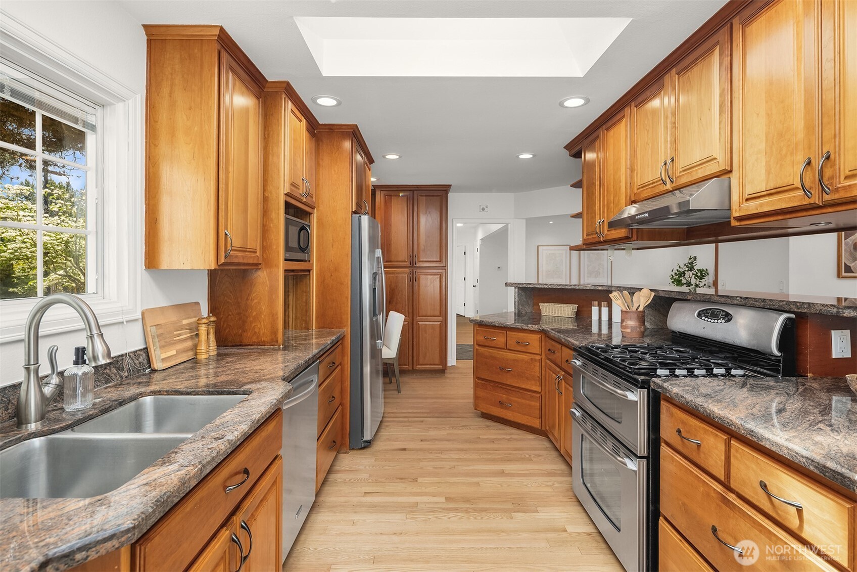 621 128th Avenue SE Bellevue WA 98005