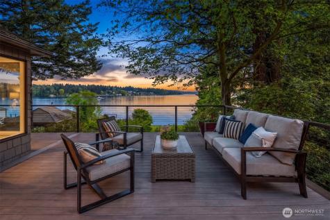 8625 NE Juanita Drive Kirkland WA 98034