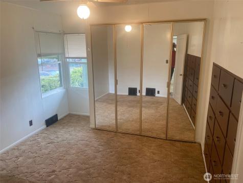 224 W Apple Street Omak WA 98841