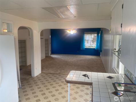 224 W Apple Street Omak WA 98841