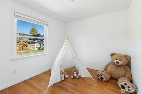 17154 NE 5th Street Bellevue WA 98008
