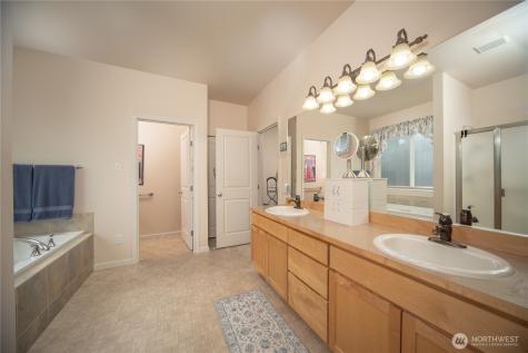 1611 E Canterbury Drive Ellensburg WA 98926