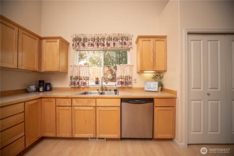 1611 E Canterbury Drive Ellensburg WA 98926