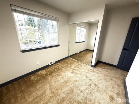15323 31 Avenue W Lynnwood WA 98087
