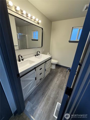 15323 31 Avenue W Lynnwood WA 98087