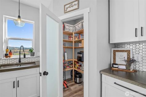 842 Valley Westside Road Colville WA 99114