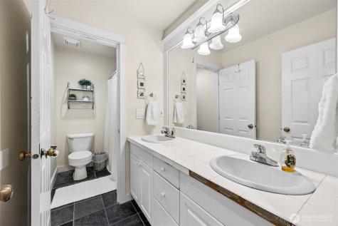 3630 Spyglass Drive NE Tacoma WA 98422