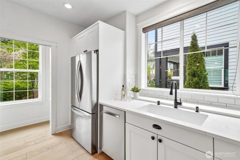 2166 NE Morgan Lane Issaquah WA 98029