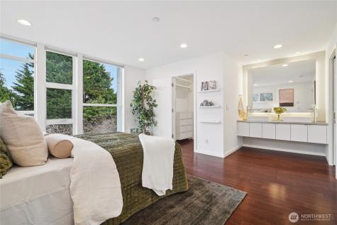1321 S State Street Seattle WA 98144