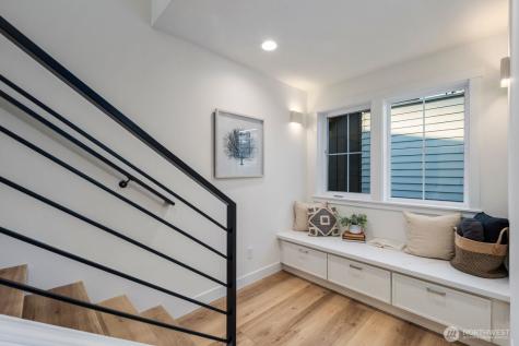 1004 N 48th Street Seattle WA 98103