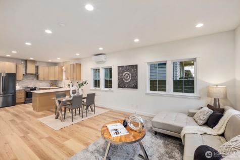 1004 N 48th Street Seattle WA 98103