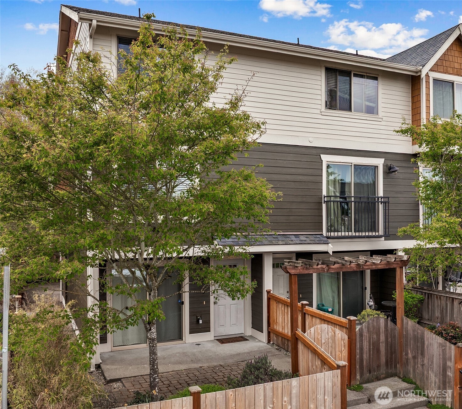 9011 46th Avenue S Seattle WA 98118