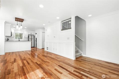 9011 46th Avenue S Seattle WA 98118