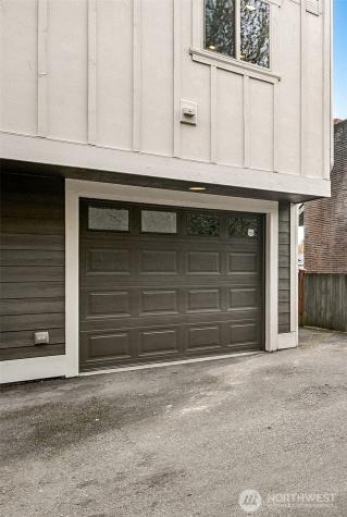 9011 46th Avenue S Seattle WA 98118