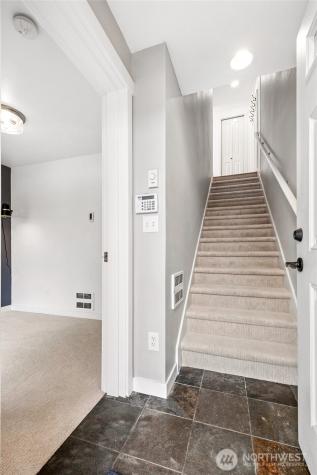 9011 46th Avenue S Seattle WA 98118