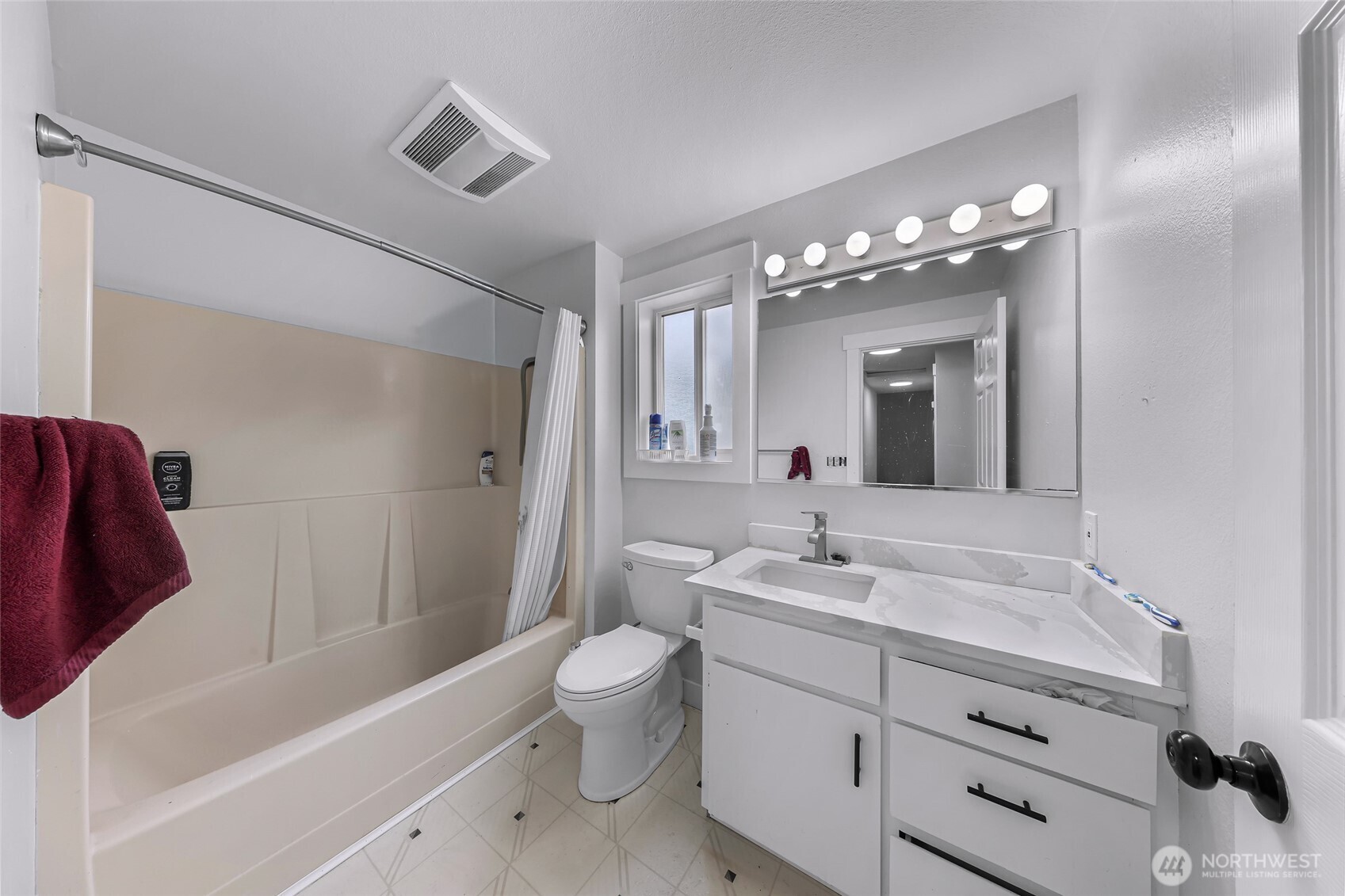 501 Shuksan Way Everson WA 98247