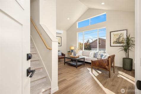 17 Beargrass Lane NE Poulsbo WA 98370