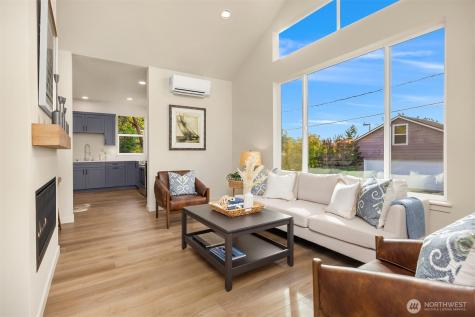 17 Beargrass Lane NE Poulsbo WA 98370