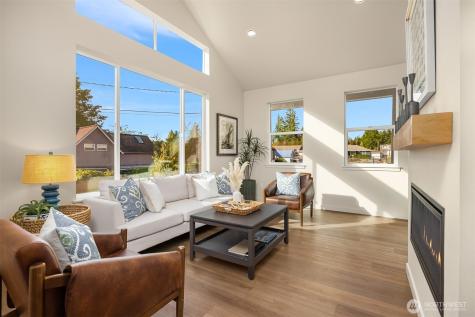 17 Beargrass Lane NE Poulsbo WA 98370