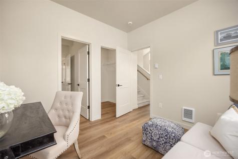 17 Beargrass Lane NE Poulsbo WA 98370