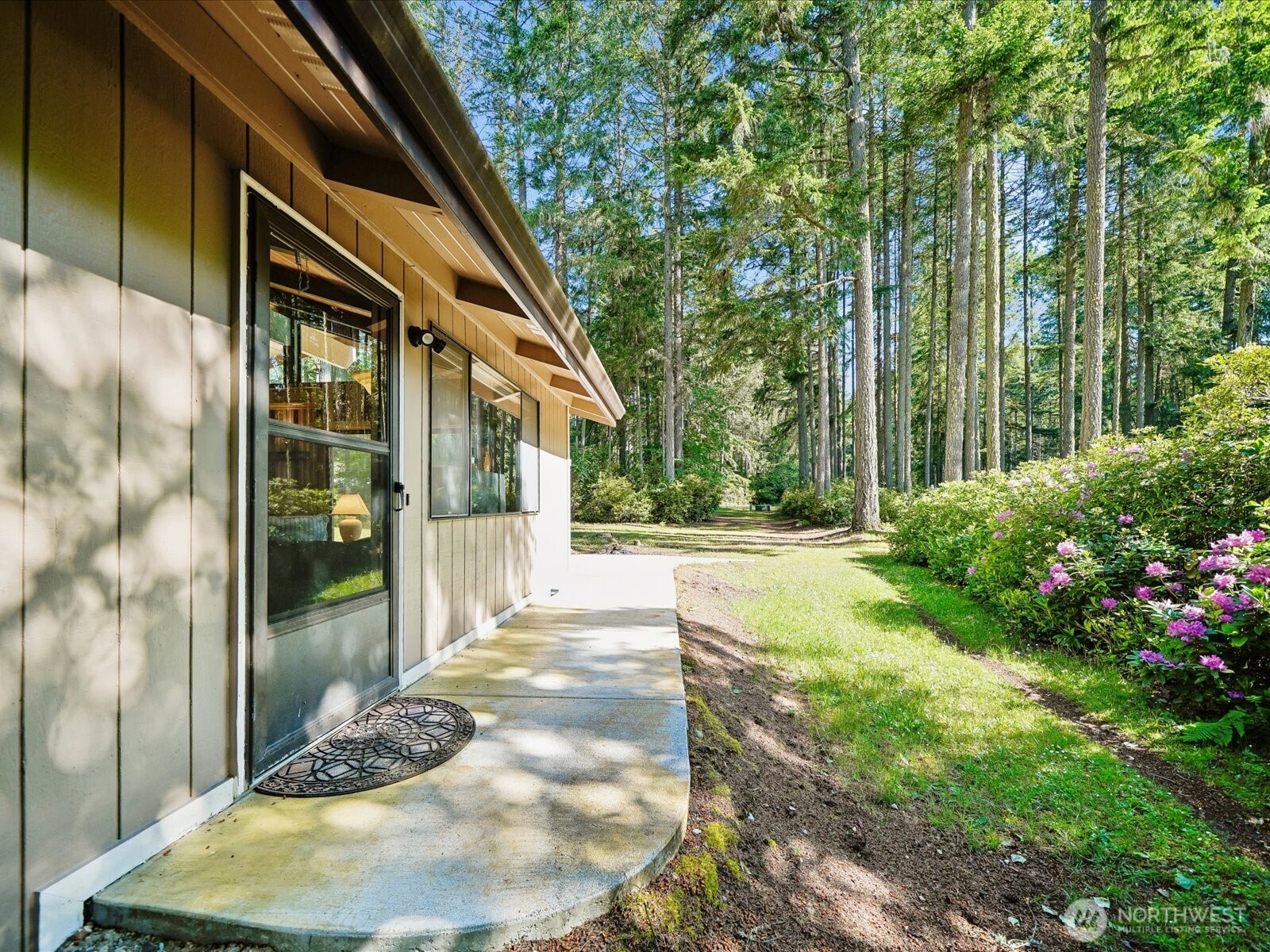 11104 Leschi Circle Anderson Island WA 98303