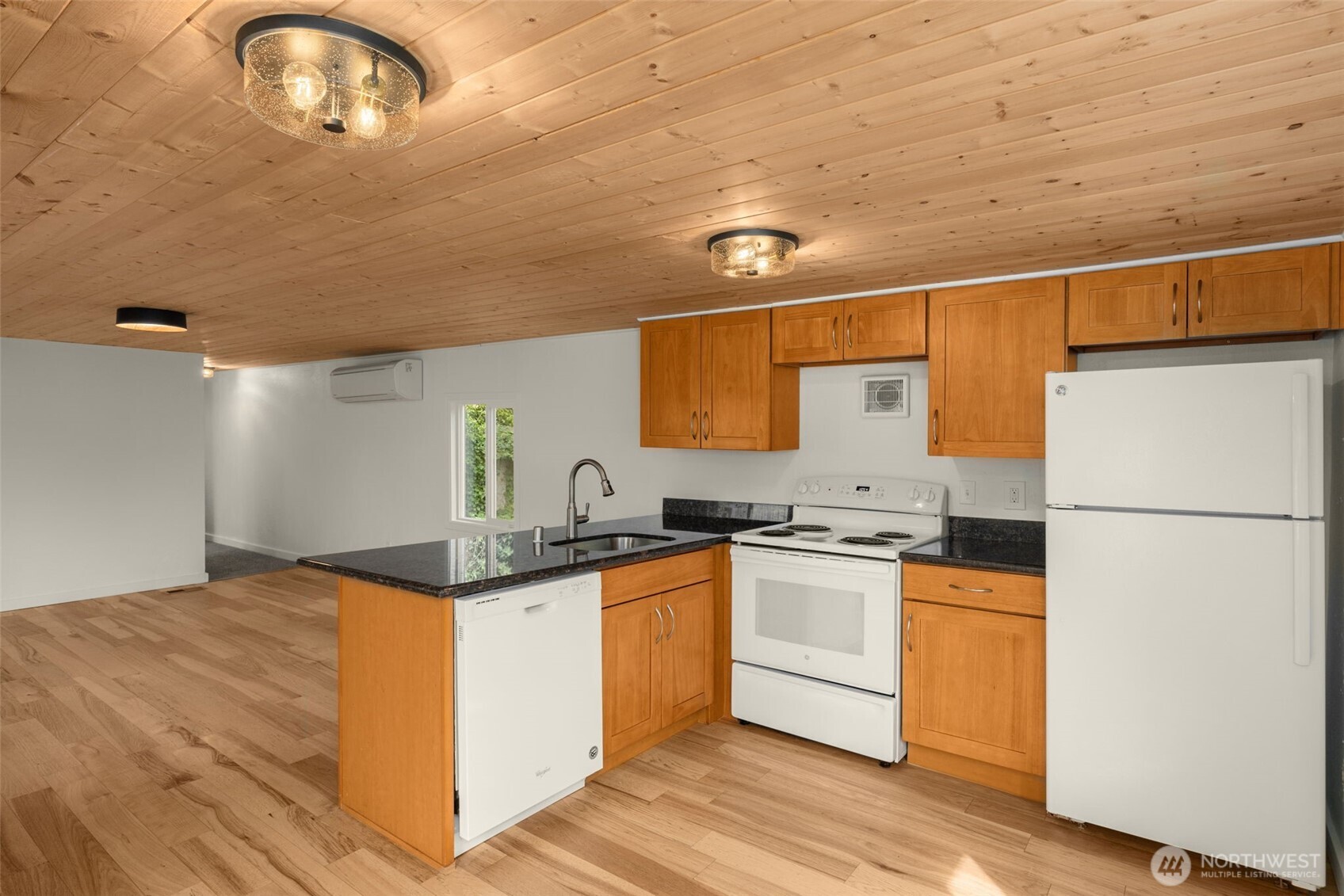24222 54th Avenue W Mountlake Terrace WA 98043