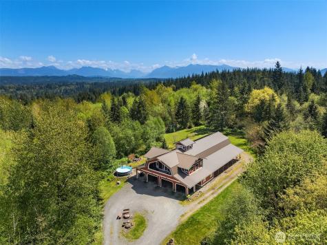 8208 219th Avenue SE Snohomish WA 98290
