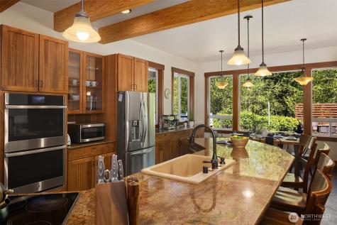 8208 219th Avenue SE Snohomish WA 98290